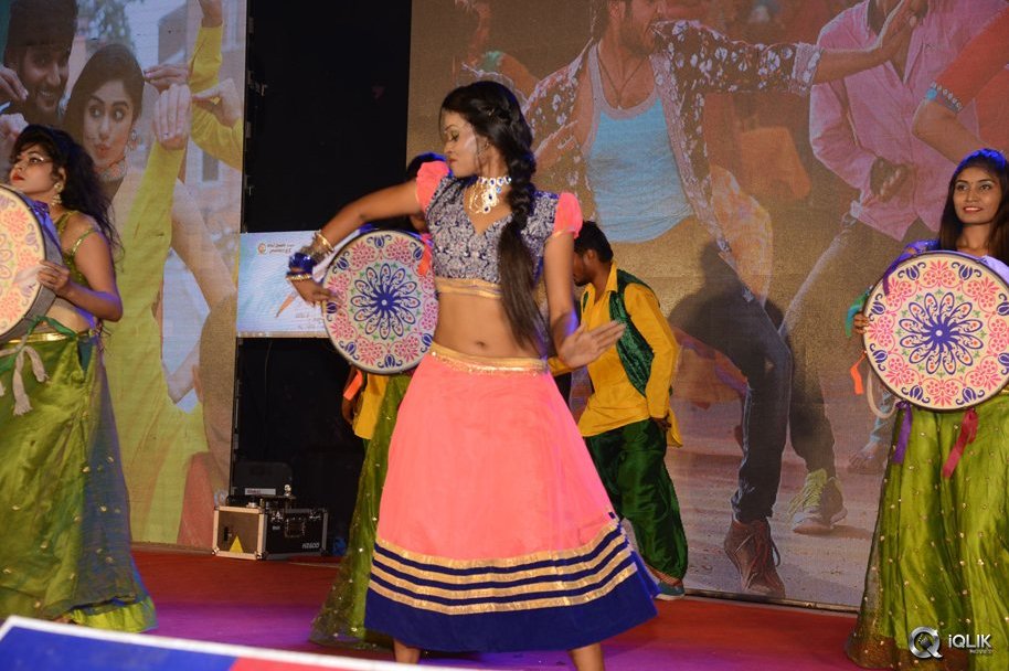 Garam-Movie-Audio-Launch